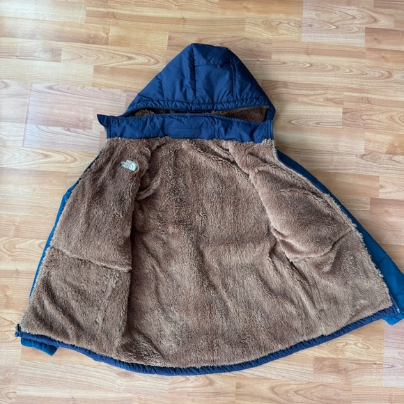The North Face reversible jacket size kids’ XL (18) - Picture 3 of 4